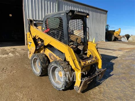 242 tire skid steer|cat 242 specs.